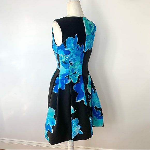 Calvin Klein Blue Floral Print Black Scuba Dress Sleeveless Fit n Flare sz 6 8 - Picture 7 of 16
